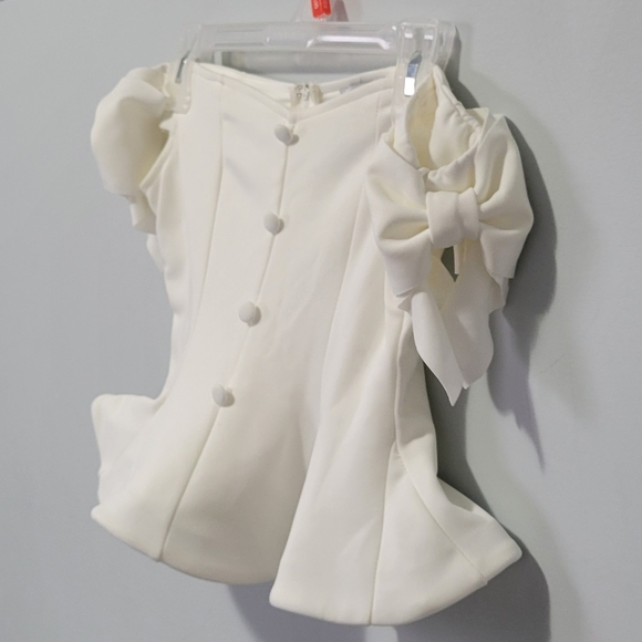 Peplum off shoulder from Fashion Nova - Picture 6 of 8